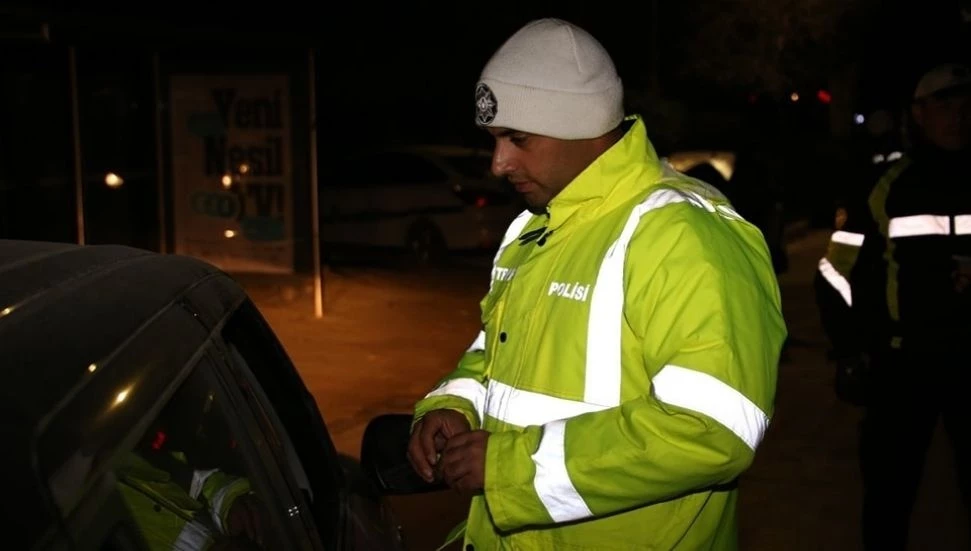 Trafik denetimlerinde 13 alkollü sürücü rapor edildi, 34 araç trafikten men edildi