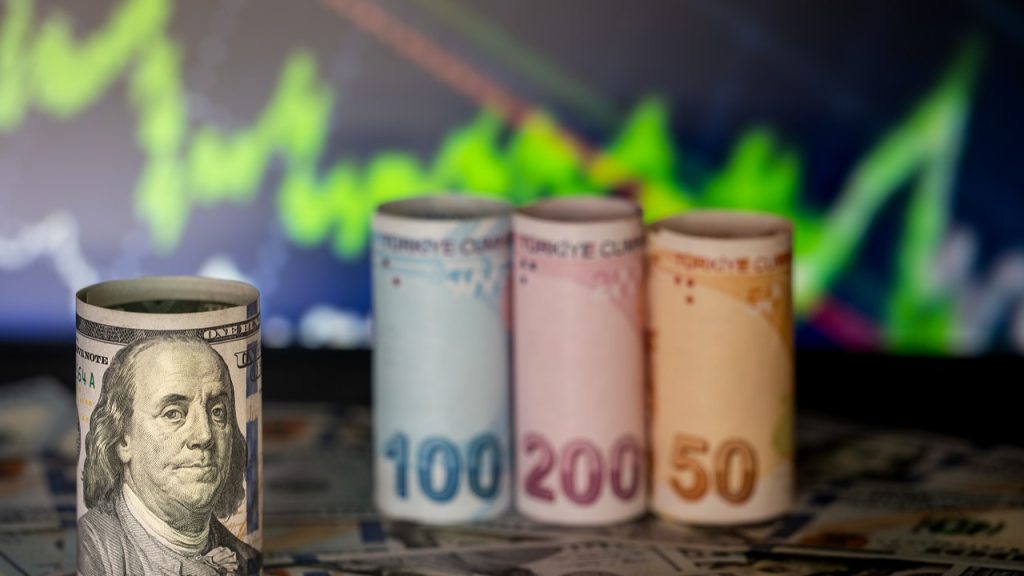 Dolar endeksi 2017’den bu yana en hızlı düşüşünü kaydetti