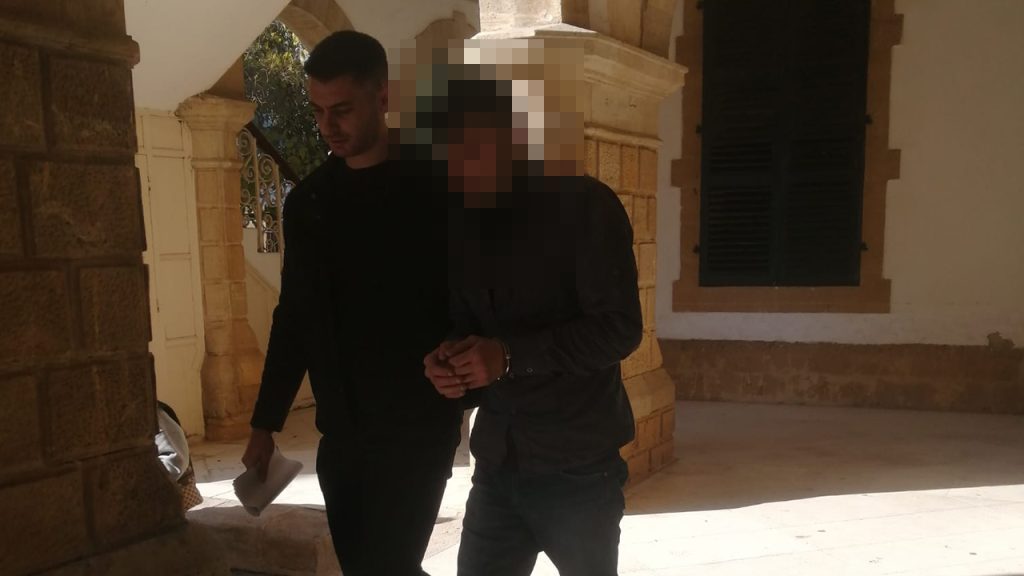 Otel Personelini Yanıltıp Odaya Girdi, Paraları ve Telefonu Çaldı