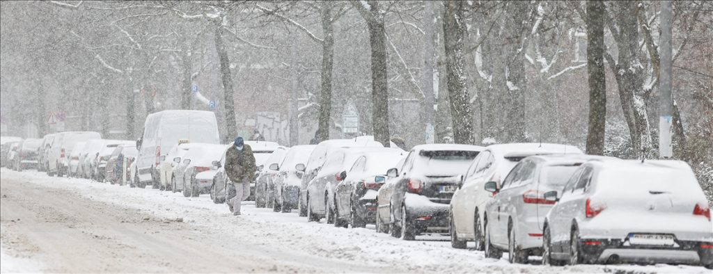 Avrupa dondurucu soğuklara teslim