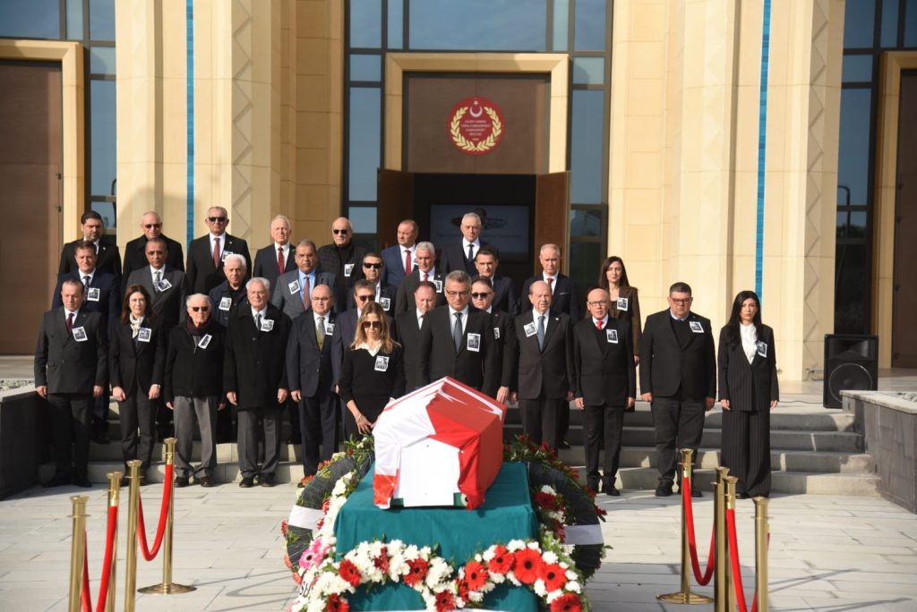 Kenan Atakol için Cumhuriyet Meclisi’nde anma töreni düzenlendi