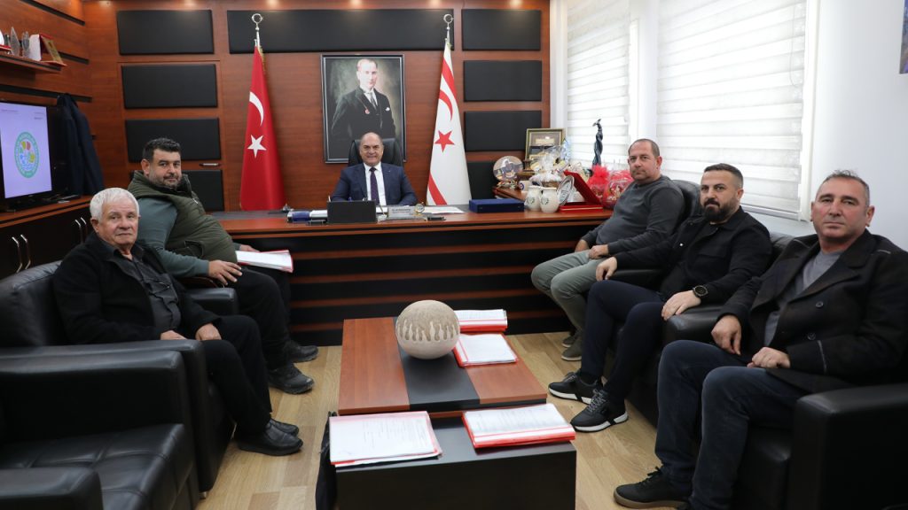 Karavezirler: “Altyapısı güçlü bir belde yaratacağız”