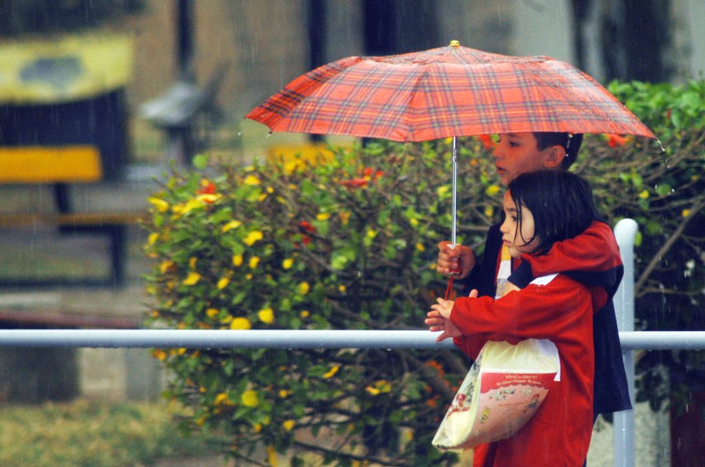 Havanın yarın geceden hafta başına kadar yağmurlu olması bekleniyor