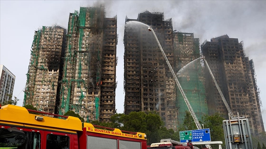 Hong Kong hükümeti, yangında harap olan Wang Fuk Sitesi’ni yeniden inşa etmeyi düşünmüyor