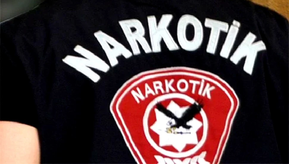 Lefkoşa ve Gazimağusa’da uyuşturucu madde tasarrufundan 2 tutuklu