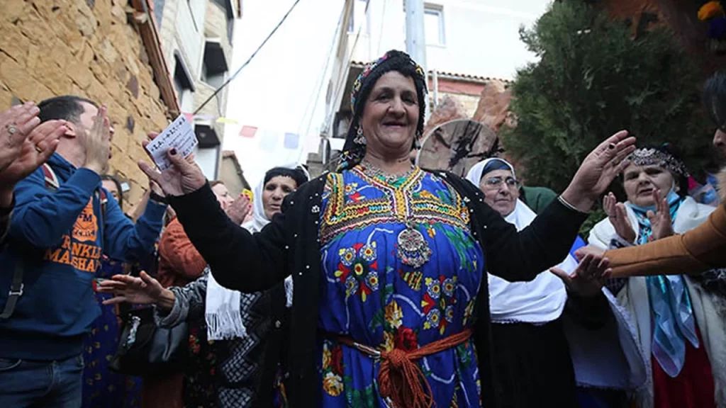 Cezayir’de Amazigler 2976 yılını kutluyor