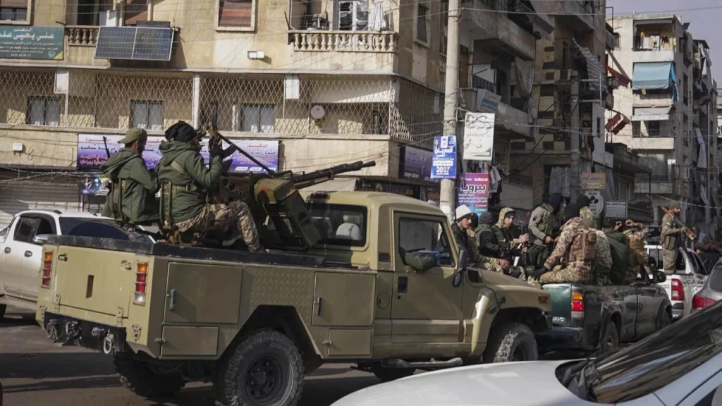 Suriye: “Aranan suçlular ve eski rejim unsurları terör örgütü YPG/SDG saflarında”