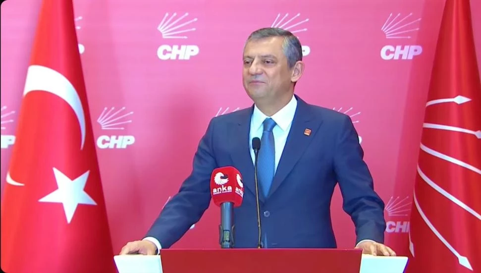 Özgür Özel: CHP ve CTP, iktidar hedefiyle dayanışma içinde yoluna devam ediyor