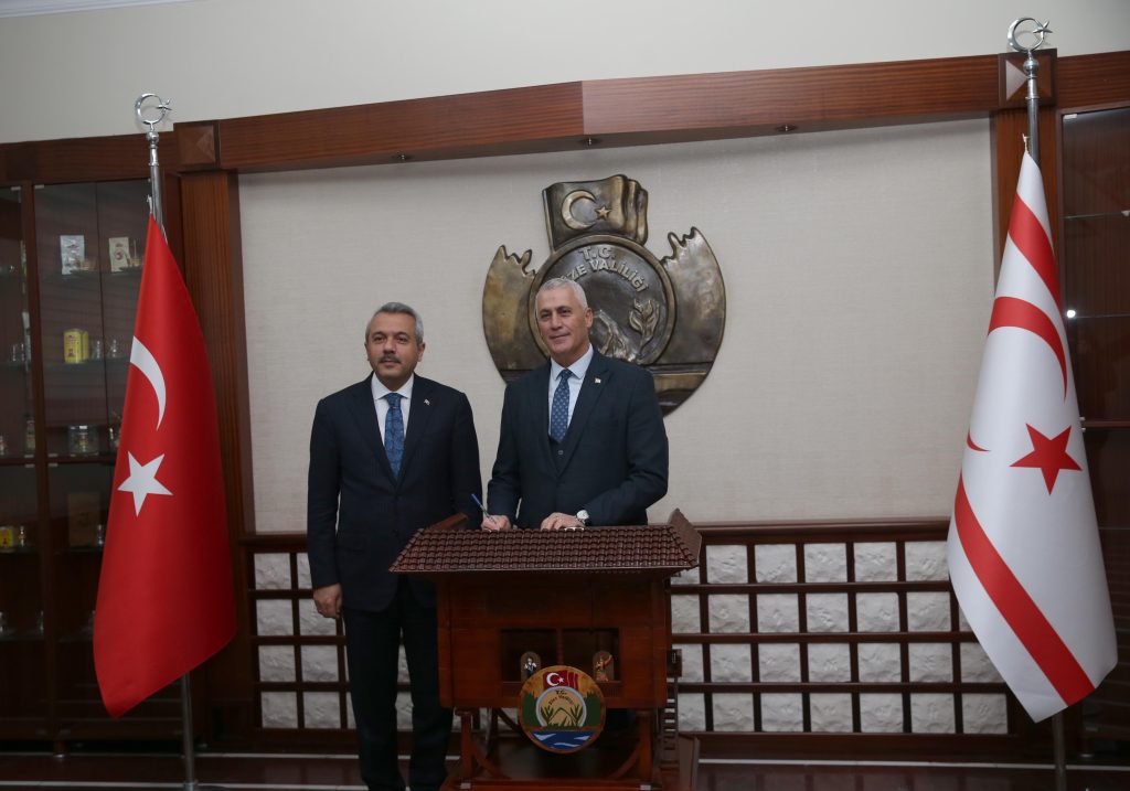 Ekonomi ve Enerji Bakanı Amcaoğlu, Rize Valisi Baydaş’ı ziyaret etti