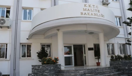 Mobil X-Ray Tarama Sistemi bugün Girne Turizm Limanı’nda teslim edilecek