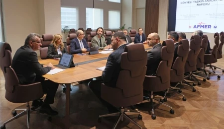 Erhürman, İnşaat Mühendisleri Odası’nı kabul etti: Afetler ve sel taşkınlarına ilişkin teknik rapor sunuldu