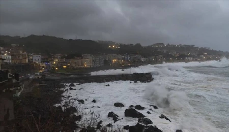 İtalya ve Malta’da “Harry” fırtınası etkisini göstermeye devam ediyor