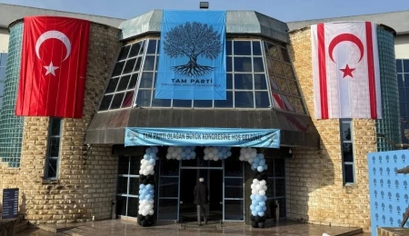 TAM Parti Birinci Olağan Büyük Kongresi Lefkoşa’da yapılıyor: Denktaş’tan yeni siyaset anlayışı hedefi