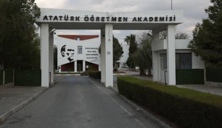 AÖA öğrencileri: Akademik standartlar korunmalı