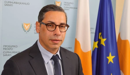 Rum Dışişleri Bakanı: AB’nin özerkliği gerekli, izolasyon bir seçenek değil