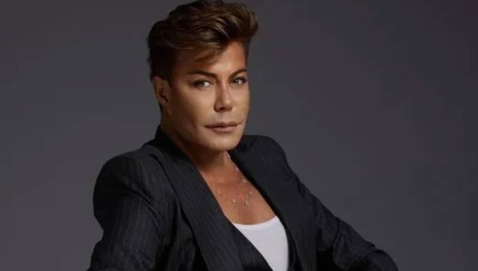 “Ben salaklık derecesinde safım”