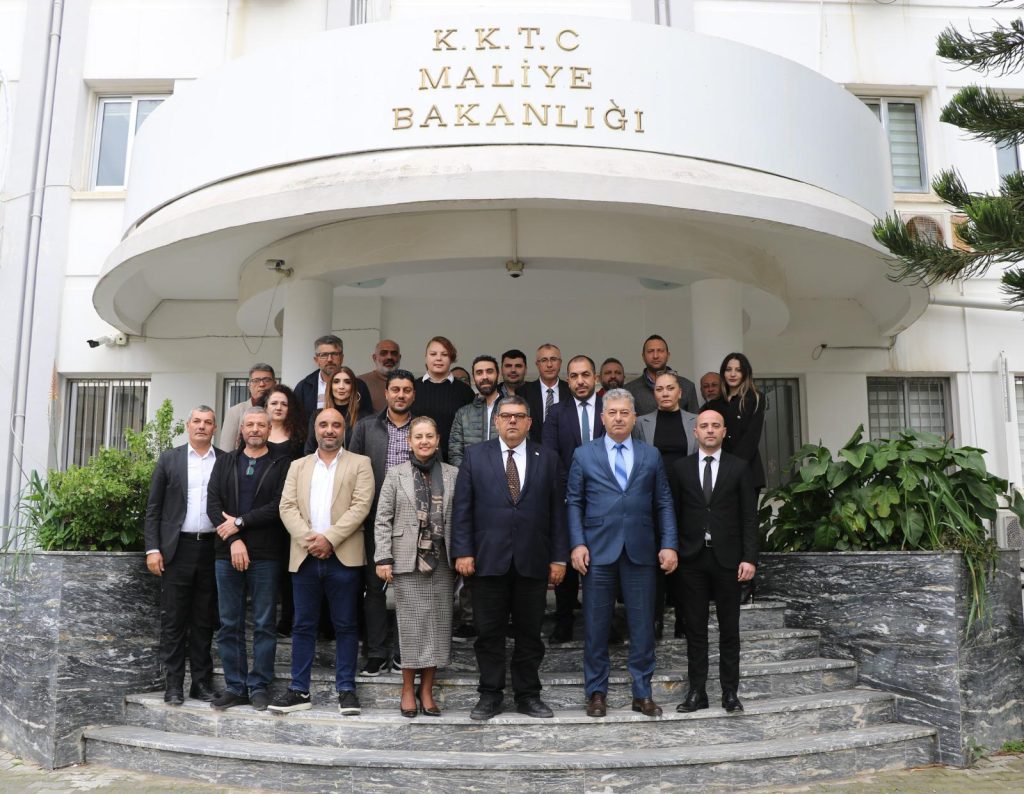 Maliye Bakanlığı’nda e-fatura toplantısı