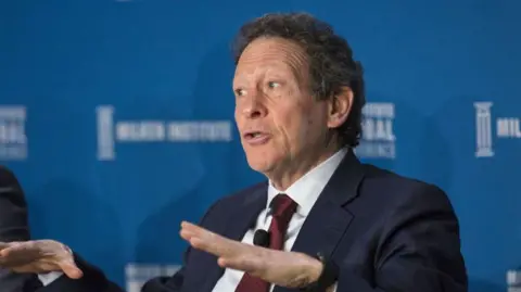 Epstein belgelerinde adı geçen Pritzker, Hyatt Hotels’teki Yönetim Kurulu Başkanlığı görevinden istifa etti