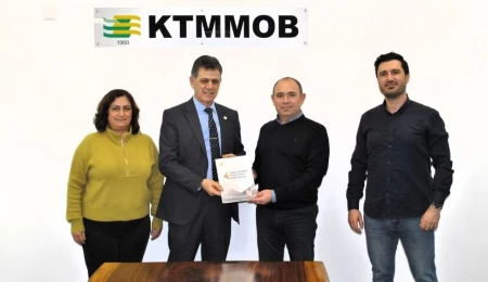 Kamu Hizmeti Komisyonu, 2025 Faaliyet Raporu’nu Mühendis ve Mimar Odaları Birliği’ne sundu