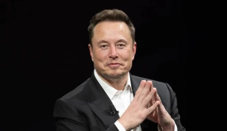 Elon Musk, serveti 800 milyar Dolar’ı aşan ilk kişi oldu