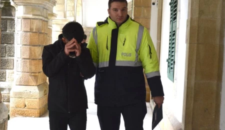 Ercan’da canlı mermiyle yakalandı: 2 gün tutuklu kalacak