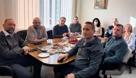 CTP Eğitim Komitesi KTOEÖS’ü ziyaret etti: Ortak çalışma konusunda görüş birliğine varıldı