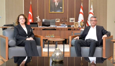Cumhurbaşkanı Tufan Erhürman, KKTC Bakü Temsilcisi Turganer’i kabul etti
