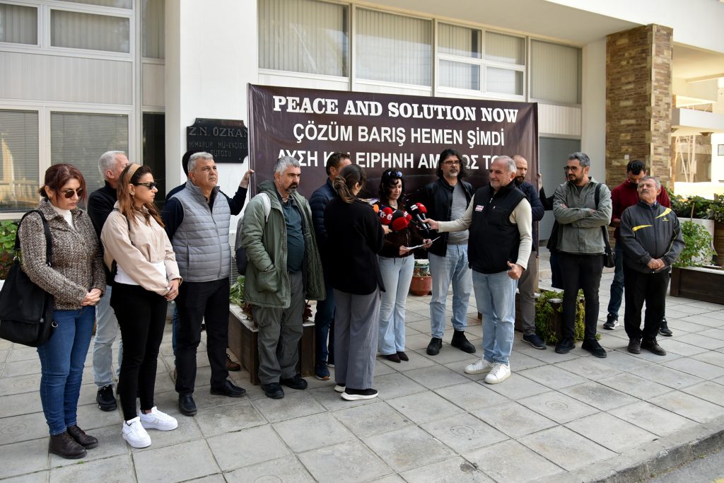 “Adamız tüm üslerden, silahlardan arındırılmalı, askersizleştirilmeli”