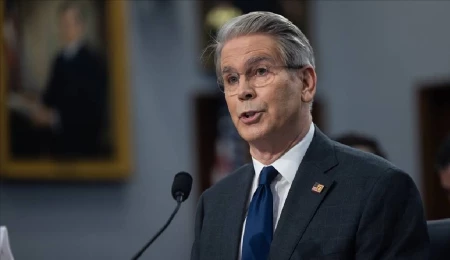 ABD Hazine Bakanı Bessent, İran’a saldırılar için “yeterli kaynağa” sahip olduklarını savundu