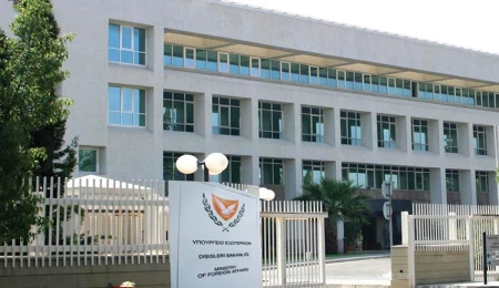 Rum Dışişleri Bakanlığı: BAE’den 950 kişi daha Kıbrıs’a getirildi