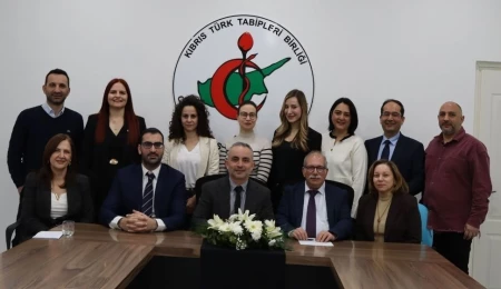 Tıp Haftası basın toplantısı: E-randevu sistemi birçok yurttaşı randevu alamaz hale getirdi