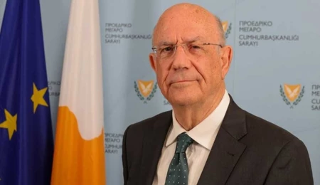 Rum Maliye Bakanı Keravnos, Brüksel’de Eurogroup ve Ecofin toplantılarına katılacak