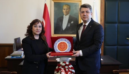 Cumhuriyet Meclisi Genel Sekreteri Fırat, TBMM Genel Sekreteri Kırbıyık’ı ziyaret etti