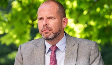 Belçika Savunma Bakanı, Suudi Arabistan ve BAE’ye askeri destek vermekten yana