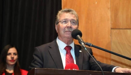 Ünal Üstel: Bizim devletimiz var, bayrağımız var, anavatanımız Türkiye Cumhuriyeti var