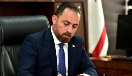 Hüseyin Çavuş: Tüm sağlık çalışanlarımızın 14 Mart Tıp Bayramı kutlu olsun