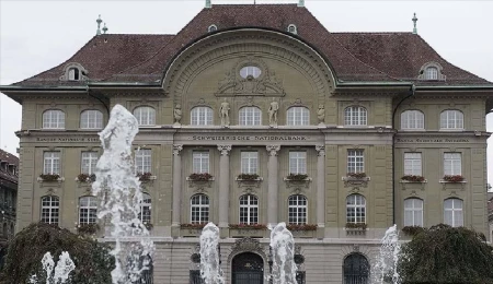 İsviçre Merkez Bankası, İsviçre frangının aşırı değerlenmesi karşısında faiz “sıfır”da sabit tuttu