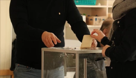 Fransa’da yerel seçimlerin ikinci turunda oy verme işlemi başladı