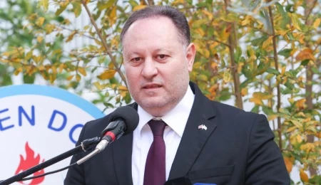 Öztürkler, Hristodulidis’in “Kıbrıs Cumhuriyeti’ne dönüş” şartını eleştirdi: Her gür yeni bir hayalle uyanıyor