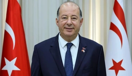 Dinçyürek: Sağlık çalışanlarının verdiği hizmetler sağlıklı bir toplumun en önemli güvencesidir