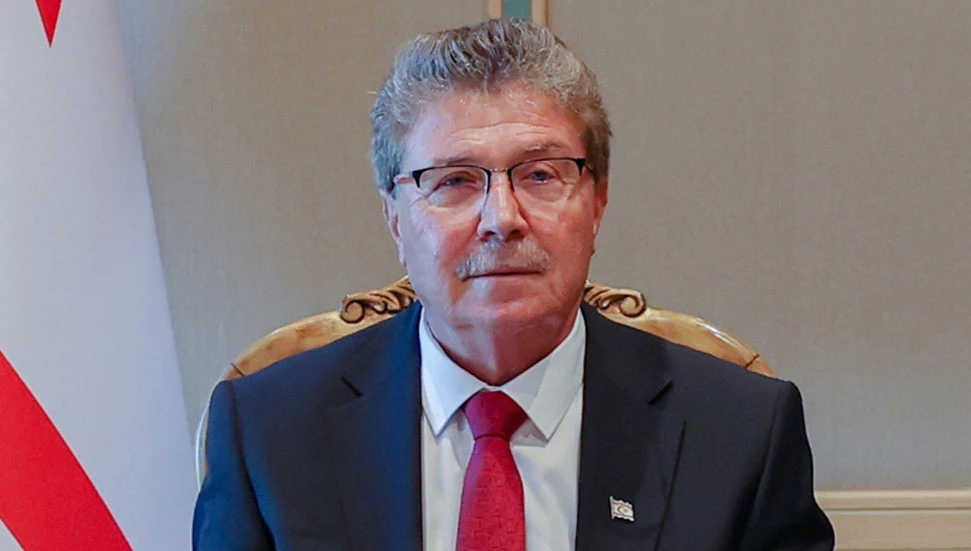 Ünal Üstel, yaşlılar haftasını kutladı