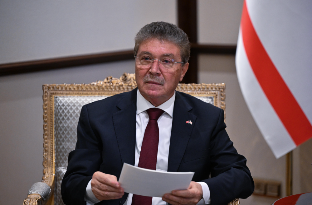 Üstel: “Söz konusu olan Kıbrıs Türk halkının varlığıdır, gerisi teferruattır”