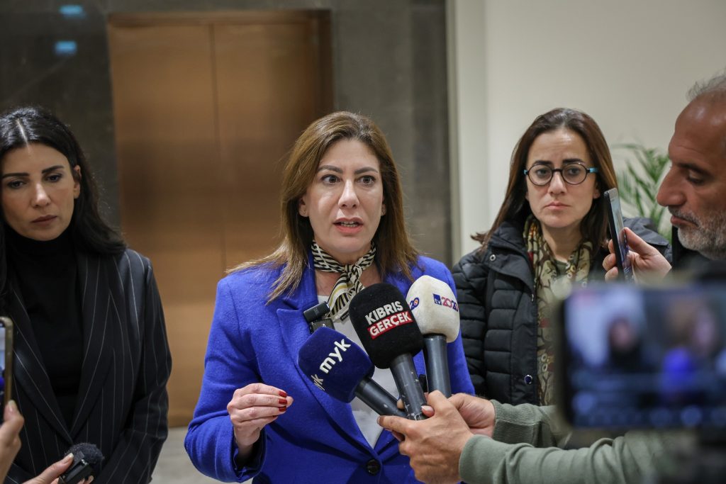 “Bu ülke en geç Haziran ayında seçime gitmeli”