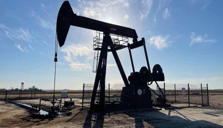 Petrol haftayı yükselişle kapatmaya hazırlanıyor