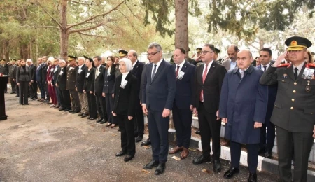 İlk Başbakan Mustafa Çağatay ölümünün 37’nci yılında törenle anıldı