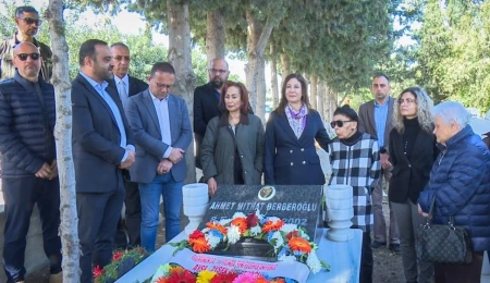 Ahmet Mithat Berberoğlu 24’üncü ölüm yıldönümünde anıldı