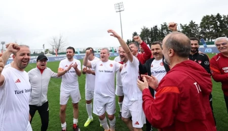 Türk Dünyası Parlamentolar Arası Futbol Turnuvası’nda şampiyon Türkiye-1: KKTC dördüncü oldu