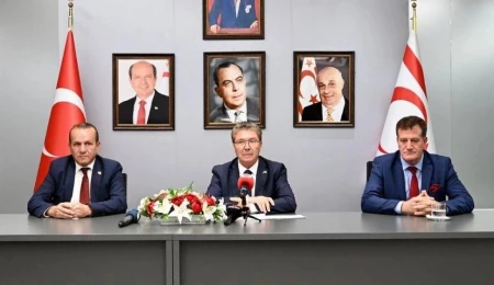 Başbakan Üstel ve ortakları öğle saatlerinde Ankara’ya gidecek