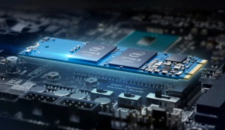 Intel çip üretimi için Musk’la el sıkıştı