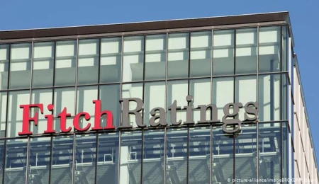 Fitch, Türkiye’nin kredi görünümünü durağana çevirdi